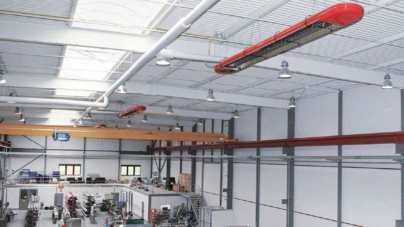 Anwendungsbeispiel von KÜBLERs Hallenheizungssystemen im Produktionsbereich