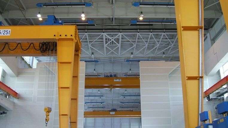 Anwendungsbeispiel von KÜBLERs Hallenheizungssystemen im Produktionsbereich