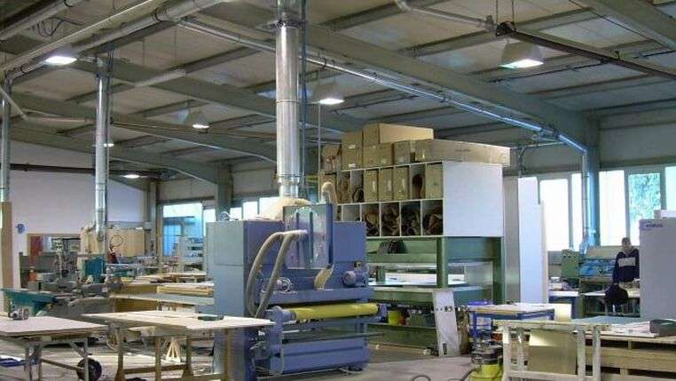 Schreinerei ausgestattet mit KÜBLER Hallenheizungen