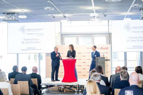 Award ceremony at a conference.