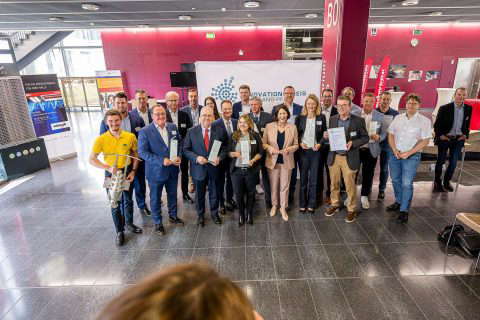 Group photo with award participants.