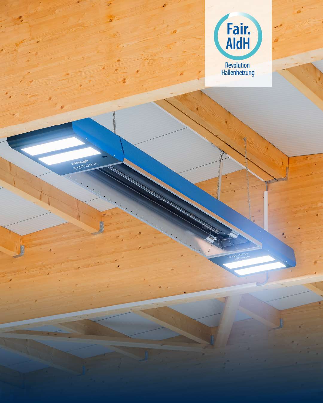 Moderne Hallenheizung an Holzdecke montiert